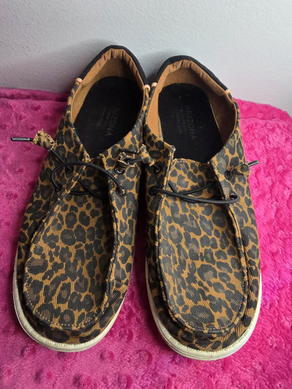 Arizona Jean Company Leopard Print Women’s Shoes